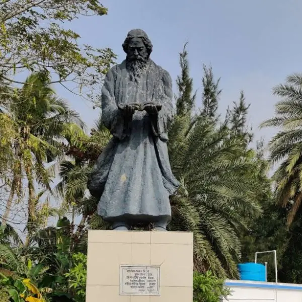 Rabindranath Statue in Sundarban